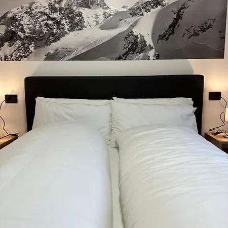 House 2 Via Funivie, Pista Stelvio, Posto Auto Lejlighed *