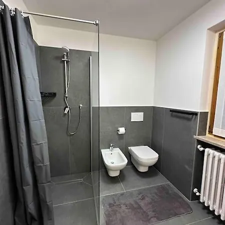 House 2 Via Funivie, Pista Stelvio, Posto Auto Lejlighed *
