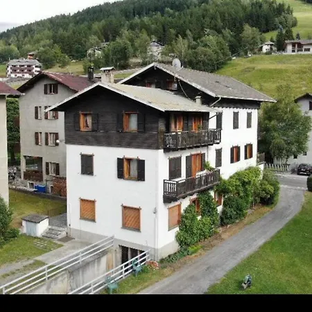 House 2 Via Funivie, Pista Stelvio, Posto Auto Lejlighed