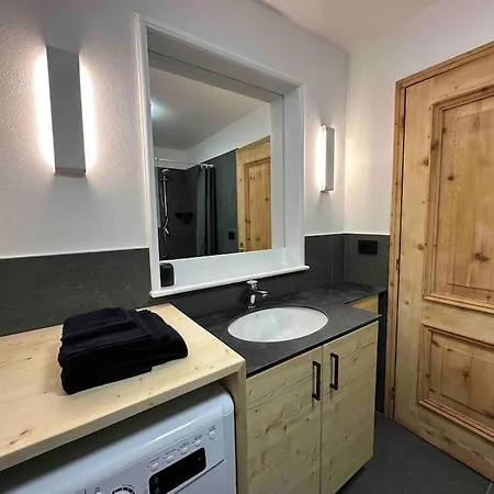 House 2 Via Funivie, Pista Stelvio, Zona Rossa * Μπόρμιο